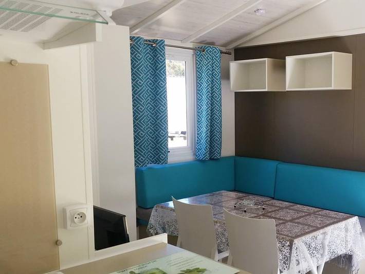 Camping La Pinède - Mobilhome 4 personnes - Davia in Calvi, Région de Calvi