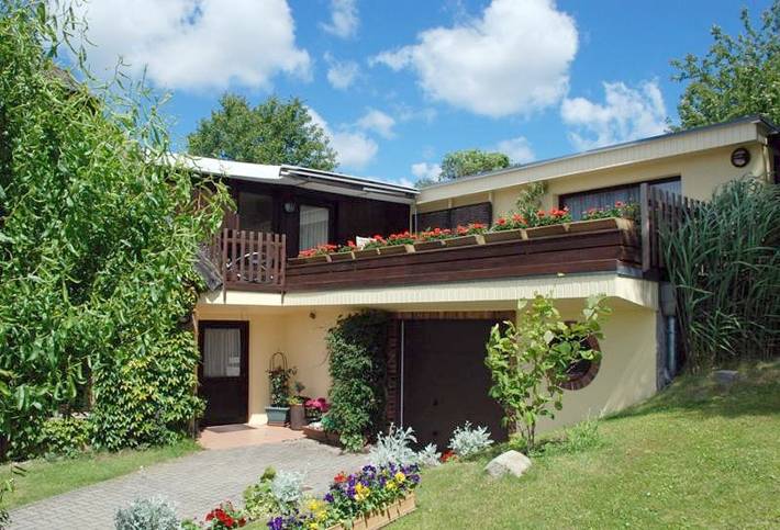 Ferienhaus für 4 Personen, mit Ausblick und Seeblick sowie Garten und Terrasse in Mönchgut-Granitz - 3