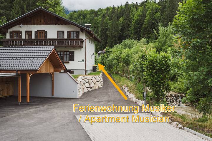 Ferienwohnung für 6 Personen, mit Balkon/Terrasse und Balkon sowie Terrasse in Bad Goisern - 4