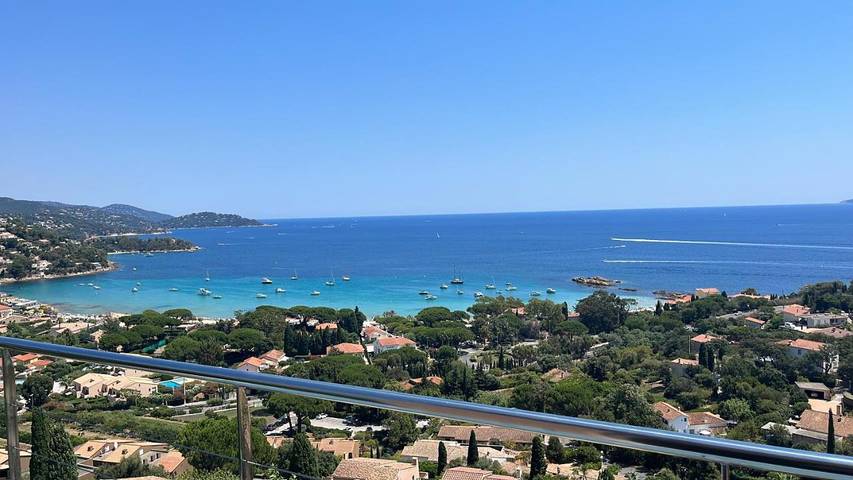 Maison d’hôte pour 2 personnes, avec vue ainsi que jardin et balcon dans Le Lavandou - 3