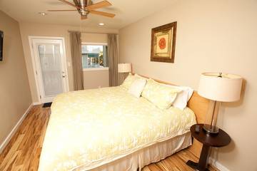 Vacation Home for 20 Guests in South Padre Island, Laguna Madre, Picture 3