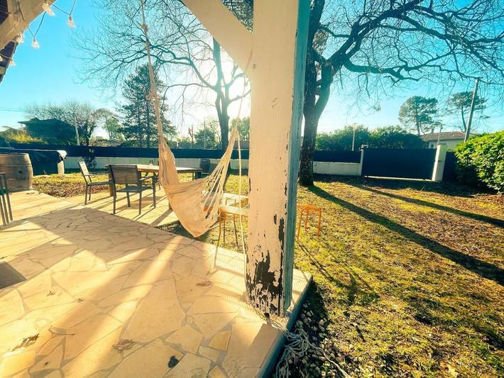 Villa pour 8 personnes, avec jacuzzi ainsi que jardin et piscine à Andernos-les-Bains