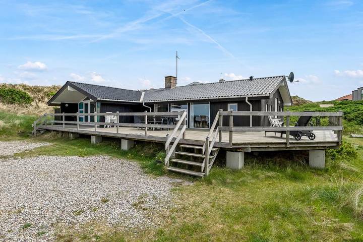 Villa für 8 Personen, mit Pool und Balkon/Terrasse sowie Whirlpool und Sauna, mit Haustier - 1