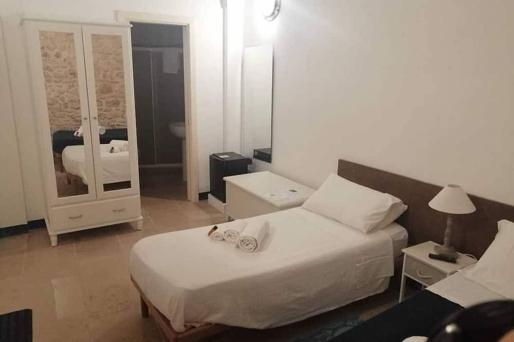 Fenisia Guest House Xviii Jahrhundert - Ferienhaus im historischen Zentrum von Salento in Campi Salentina, Lecce Provinz