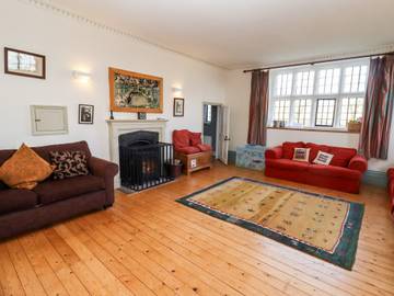 Château pour 40 Personnes dans Stroud, Angleterre du Sud-Ouest, Photo 3