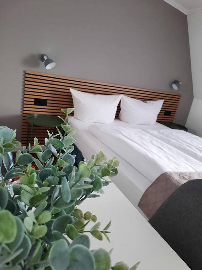 Hotel für 3 Personen, mit Terrasse in Wedel - 2