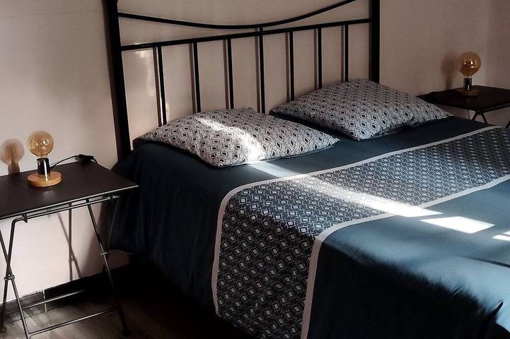 Gîte pour 26 personnes à Montaren-et-Saint-Médiers - 3