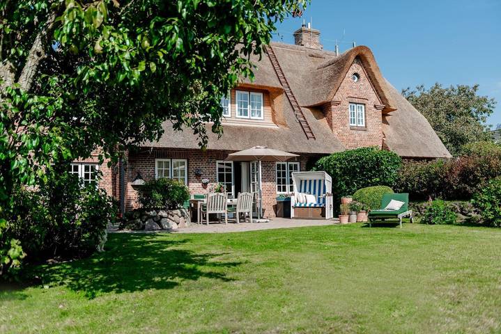Ferienhaus für 4 Personen, mit Terrasse und Garten in Morsum