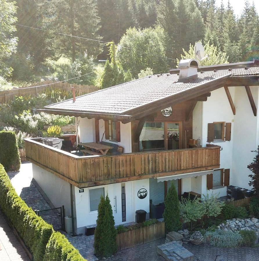 Chalet La Bosch, 7-persoons luxe eigen woning met privétuin in Lische, Ehrwald