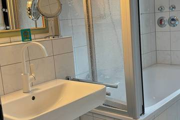 Apartment for 4 People in Nippes (Cologne), Cologne, Photo 3