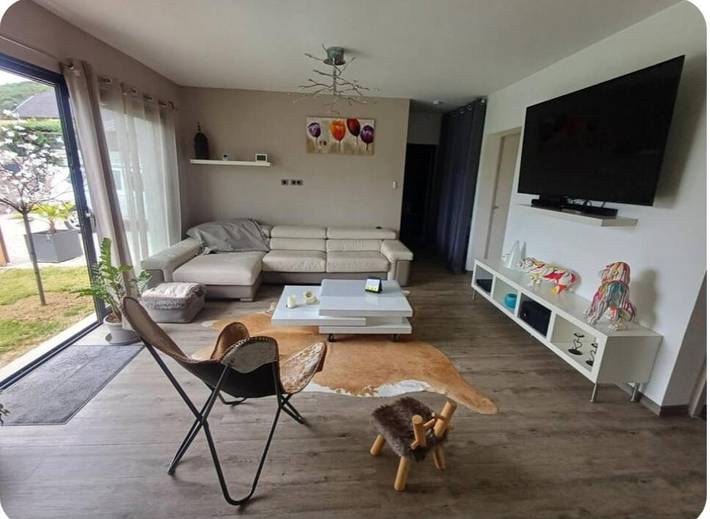 Location de vacances pour 4 personnes, avec Terrasse ainsi que Jardin et Piscine à Grésy-sur-Aix - 4