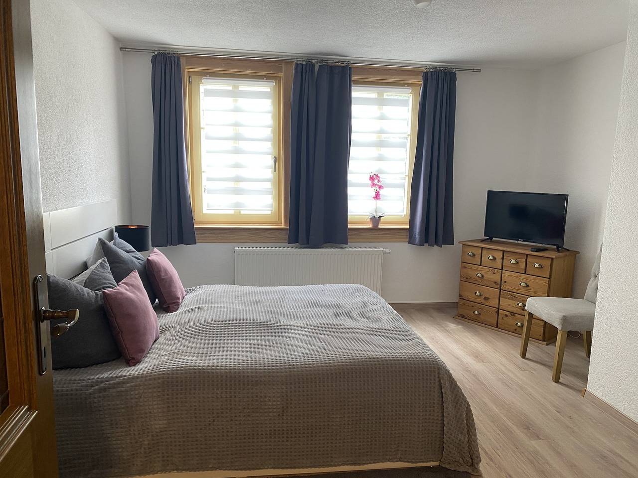 Ganze Ferienwohnung, Ferienwohnungen Clara - Frida mit 2Schlafz.,Flur, Küche,Bad+Wc,1.Og,55m² in Arnstadt, Thüringer Kernland