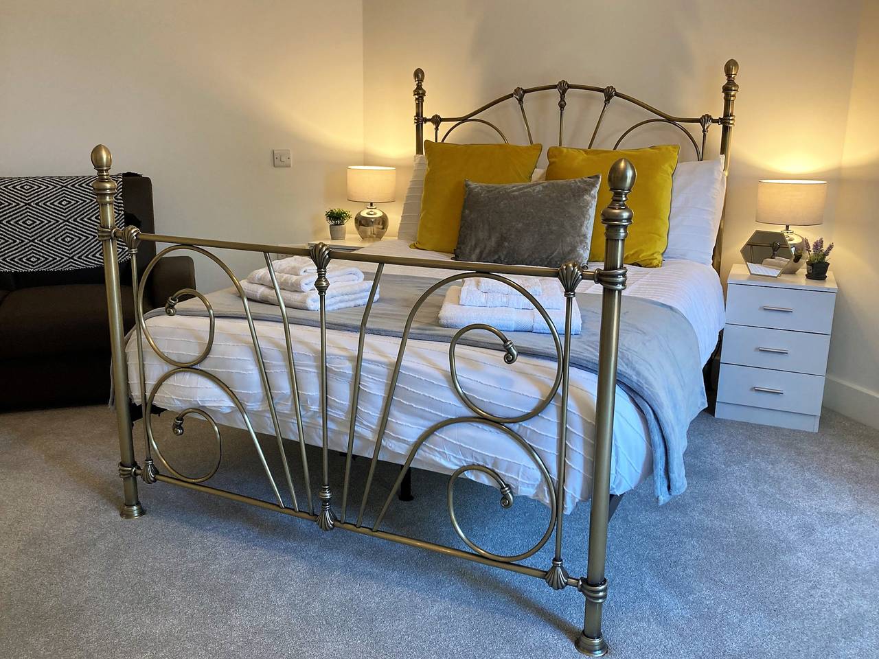 Entire apartment, 4 The Bayhouse in Shanklin, Isle of Wight