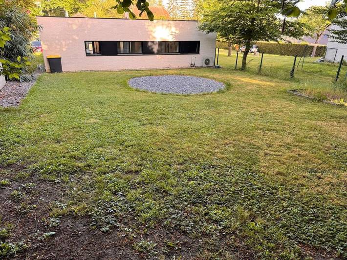 Location de vacances pour 6 personnes, avec piscine ainsi que jacuzzi et terrasse dans Fismes - 2