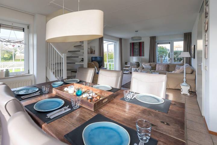 Villa für 6 Personen, mit Terrasse und Garten, kinderfreundlich in Kamperland - 2