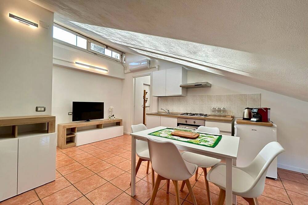 Ganze Wohnung, Stefano's cozy apartment in Erba, Brianza