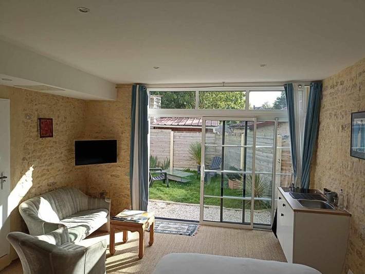 Location de vacances pour 2 personnes, avec jardin et vue, animaux acceptés à Colleville-sur-Mer - 3