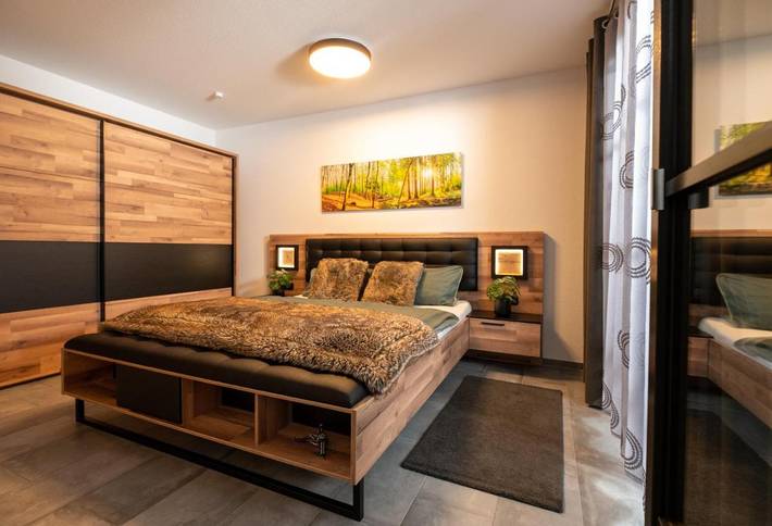 Ferienwohnung für 2 Personen, mit Terrasse und Garten sowie Ausblick in Bensheim