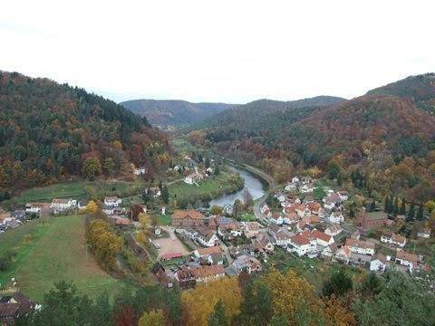 Ferienwohnung für 5 Personen, mit Ausblick in Schönau (Pfalz)