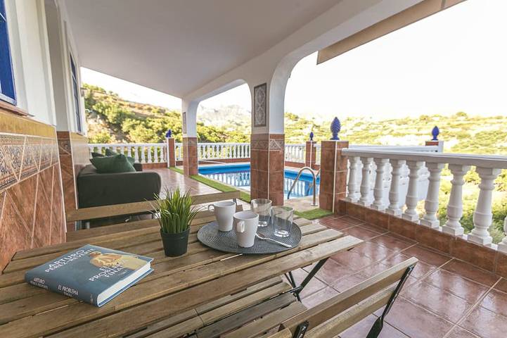 Gîte pour 6 personnes, avec jardin et terrasse, animaux acceptés