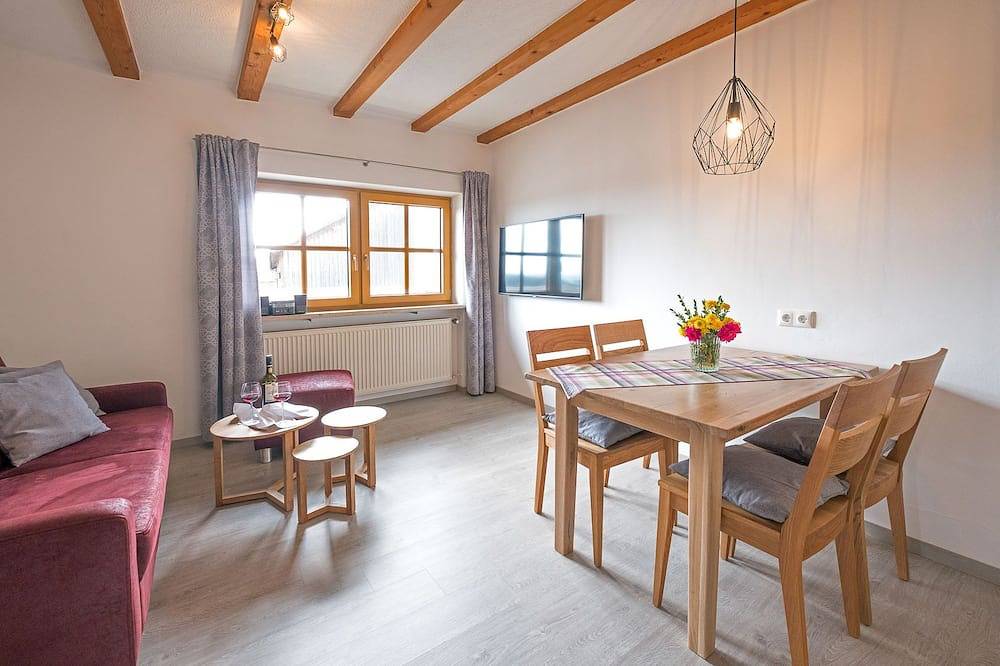 Ganze Wohnung, 70qm-große Ferienwohnung für 4 Personen in Wunsiedel, Landkreis Wunsiedel im Fichtelgebirge