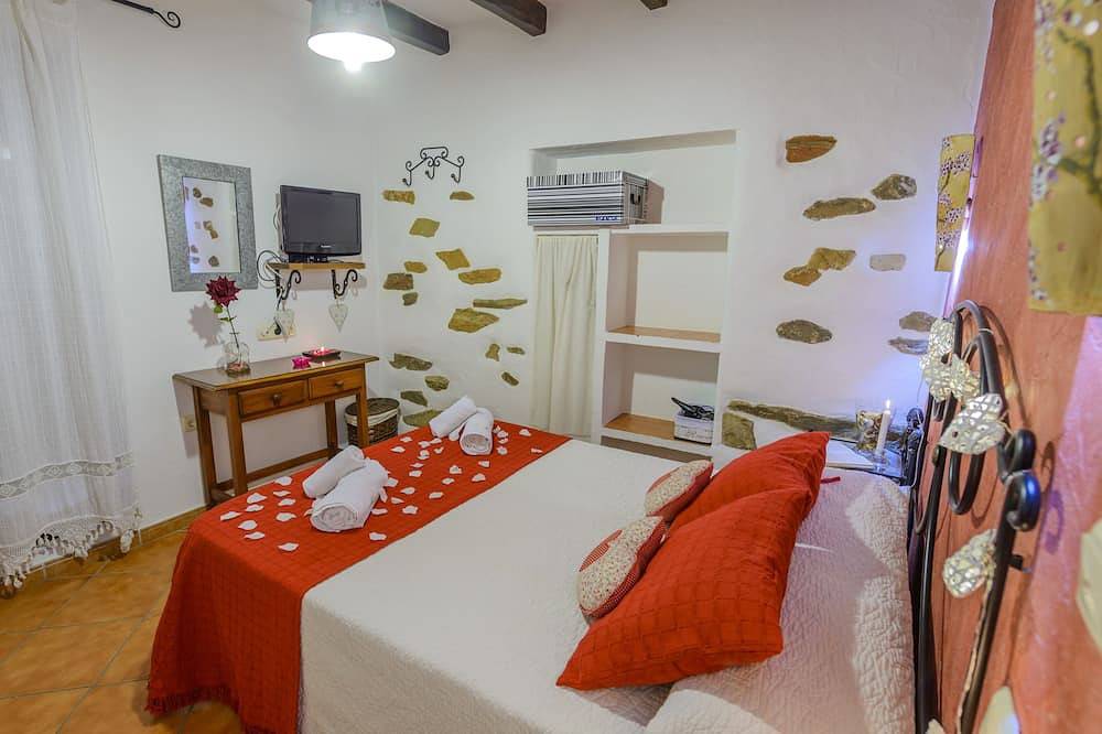 Rural House \"Picachico\" in Laroya, Almería Province