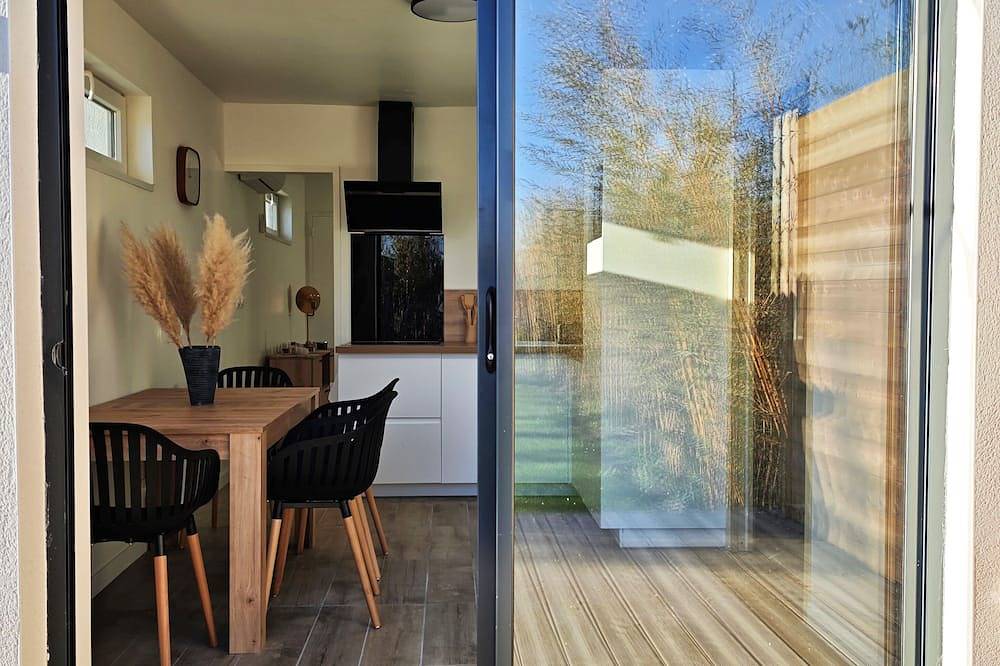 Bambou Zen Room, where we slow down, rest and breathe. in Rang-du-Fliers, Montreuil region