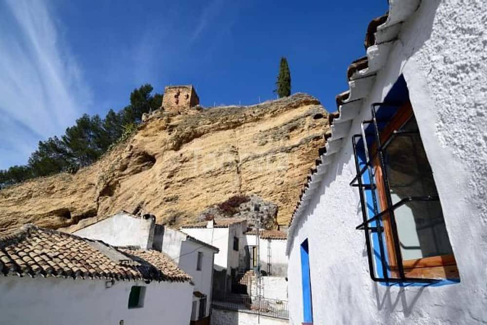 A los pies del castillo de Montefrío, vistas espectaculares in Montefrío, Provincia de Granada