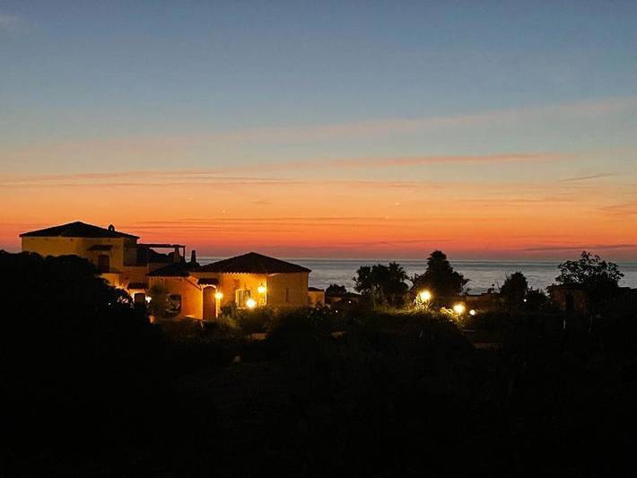 Ferienhaus für 5 Personen, mit Terrasse und Pool sowie Ausblick in Canneddi