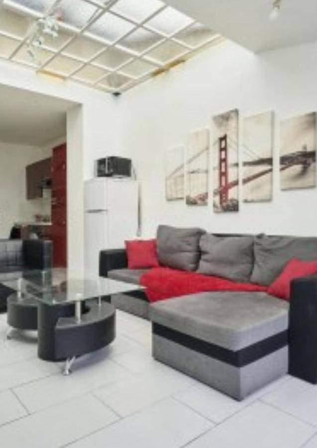 Gîte pour 2 personnes, avec jardin à Loos - 2