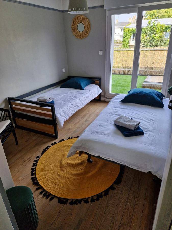 Location de vacances pour 5 personnes, avec Balcon et Terrasse dans Place D Armes Calais