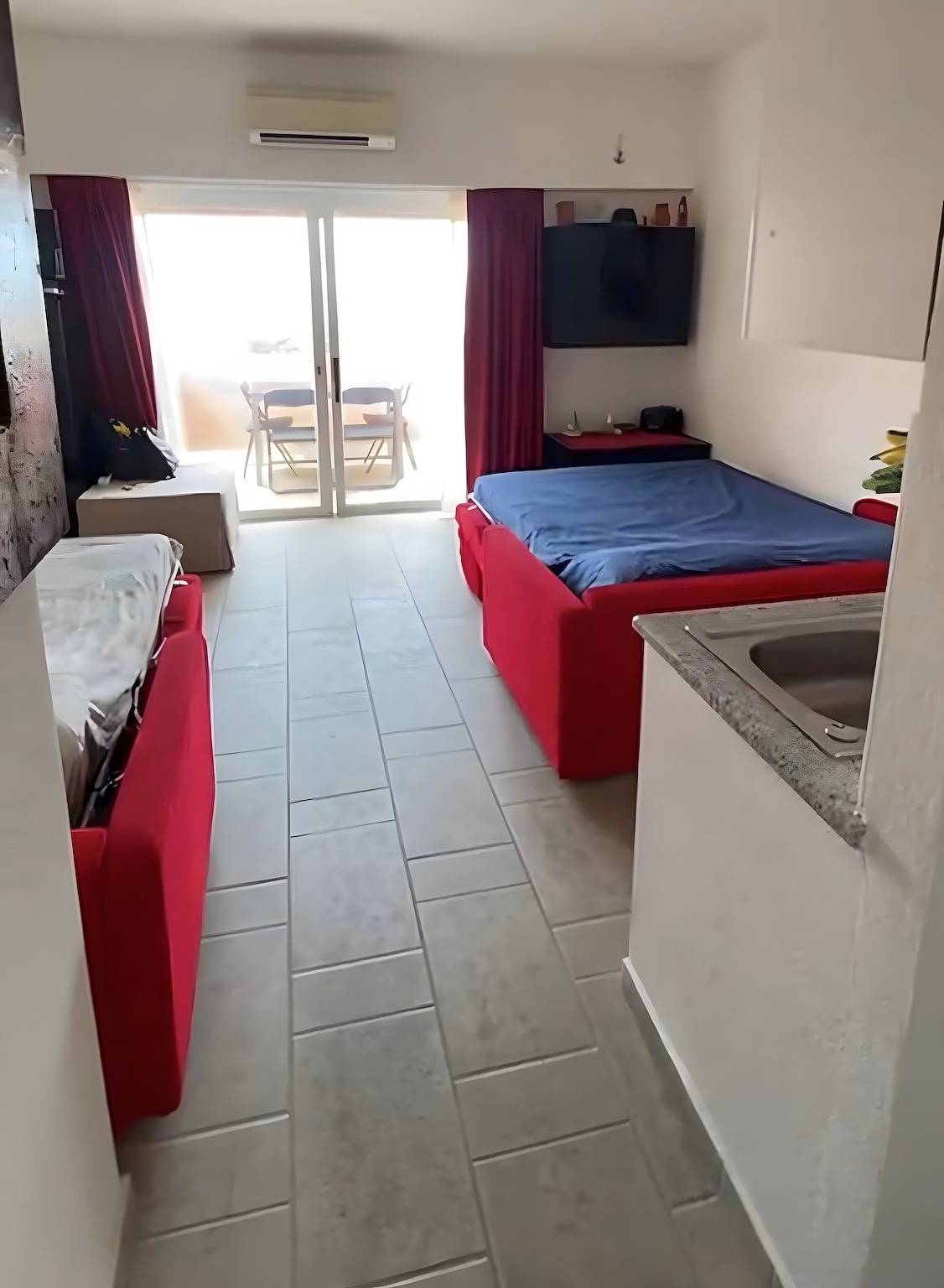 Estudio entero, Monolocal 'La Terraza de Bonifacio' con vistas al mar, Wi-Fi y aire acondicionado in Porto Quadro, Santa Teresa Gallura (Municipality)