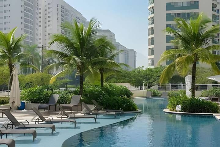 Casas e apartamentos de temporada para 3 pessoas, com piscina e jardim e ainda sauna and vista em Jacarepaguá