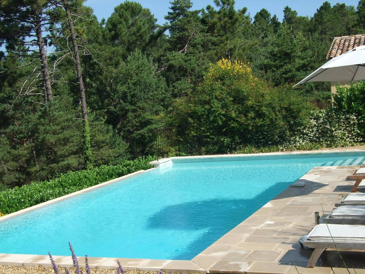 Ganze Ferienwohnung, Ferienwohnung mit Pool in Montauroux, Draguignan Region