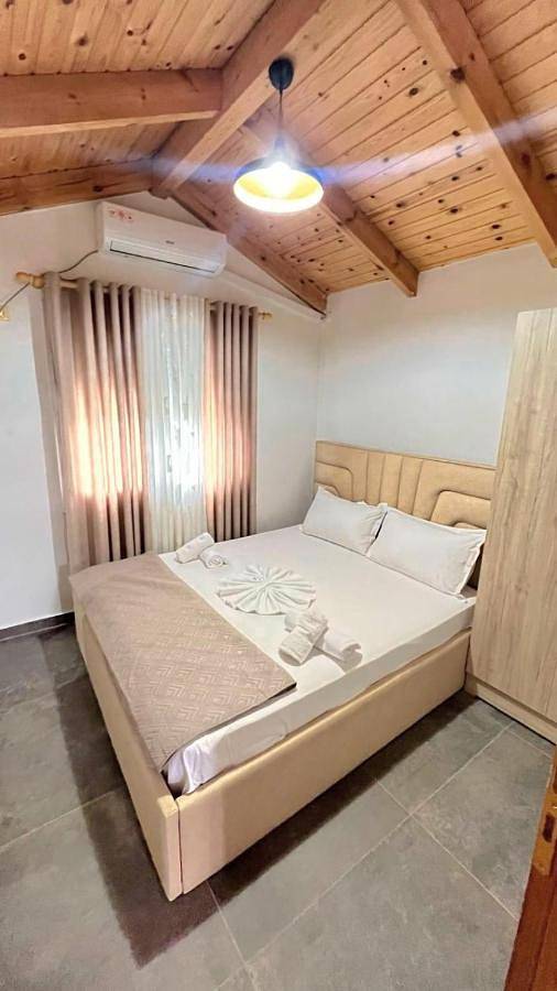 Gîte pour 3 personnes, avec jardin ainsi que vue et terrasse