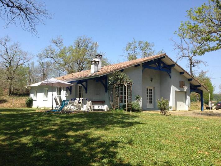 Location de vacances pour 6 personnes, avec jardin à Audignon