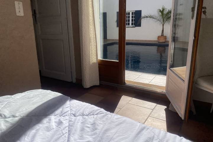 Appartement de vacances pour 2 personnes, avec piscine et terrasse ainsi que jacuzzi et jardin - 1