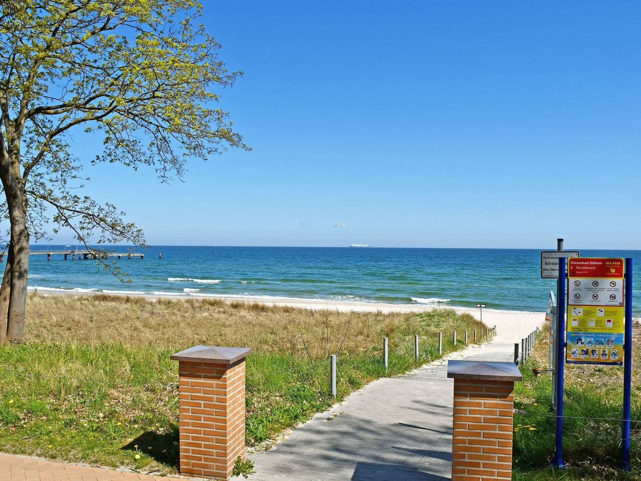 Ganze Ferienwohnung, Appartementhaus am Strand m. Balkon Göhren (Or 10-18) in Göhren, Rügen