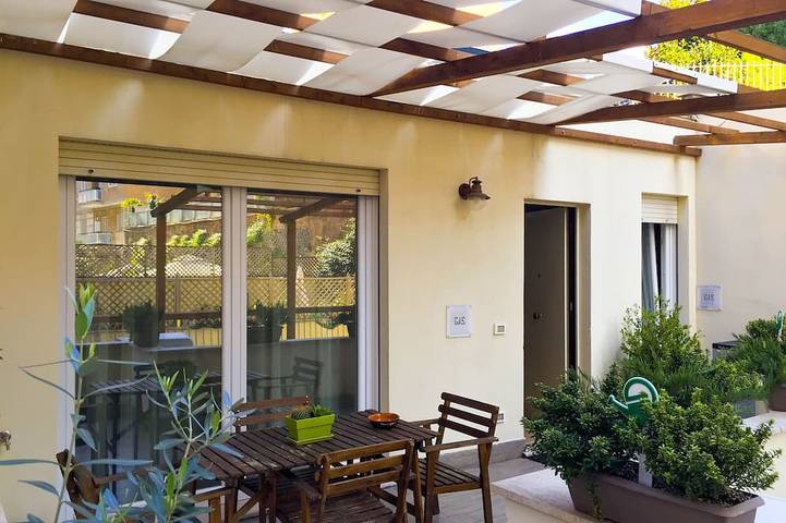 Ferielejlighed for 6 personer, med balkon - 1