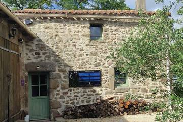 Chambre d’hôte pour 4 personnes, avec jardin à La Bruffière