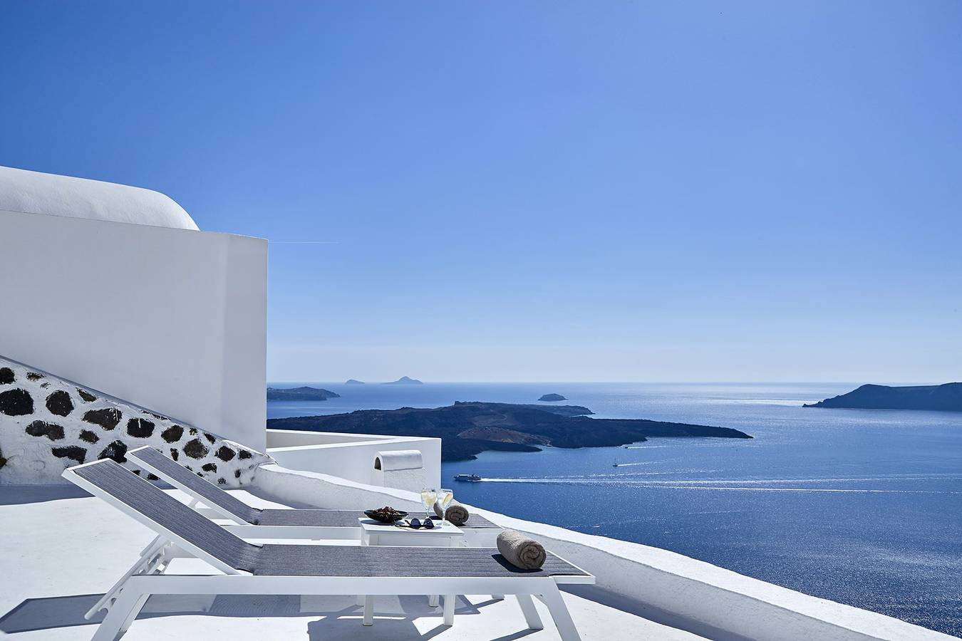 Nemo Retreat in Firostefani, Thera