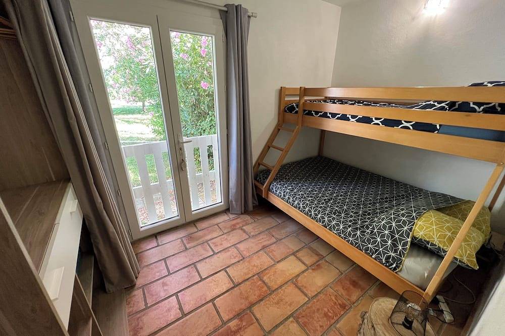 \"Aux Prés des Lones\"® maison petite Camargue, clim, piscine, idéalement située in Aubord, Côte méditerranéenne (France)