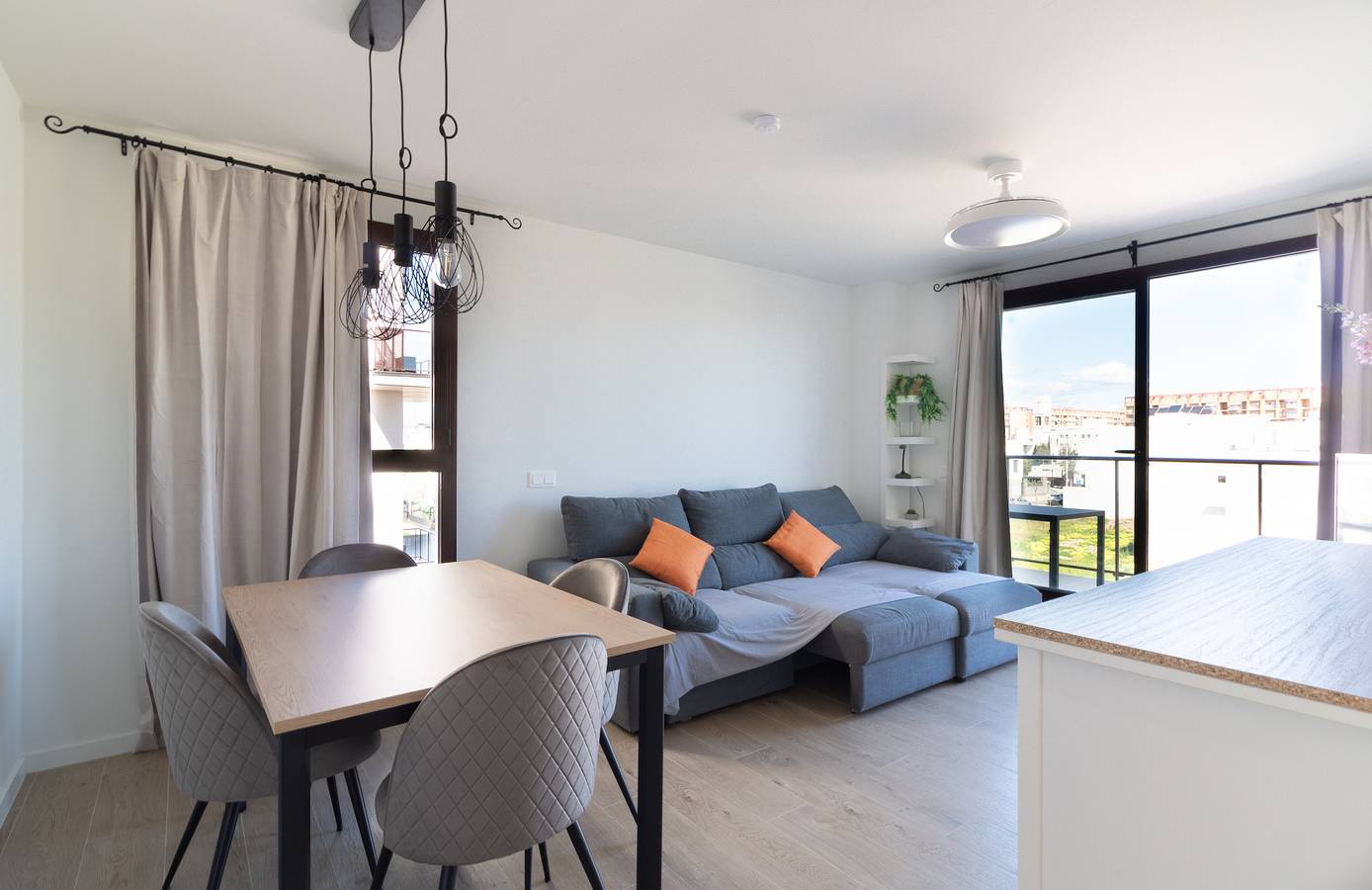 Ganze Wohnung, Global Vacacional. Apartamento con piscina en Puerto de Sagunto in Port de Sagunt, Sagunto