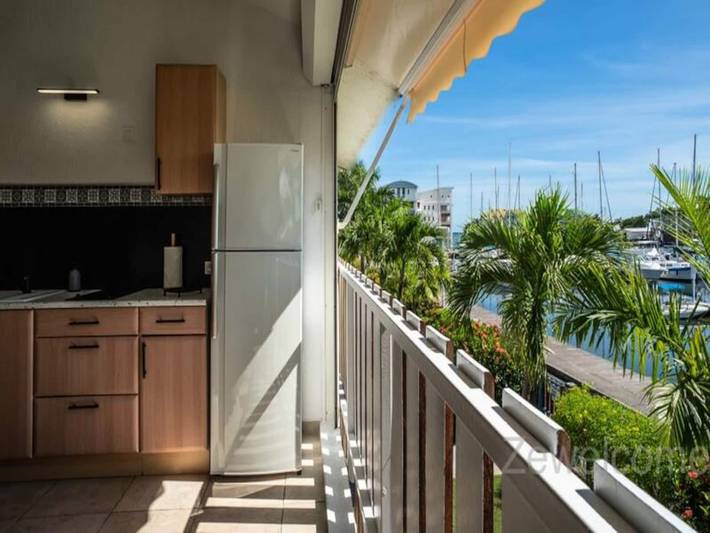 Gîte pour 4 personnes, avec balcon dans Port De Saint Francois - 3