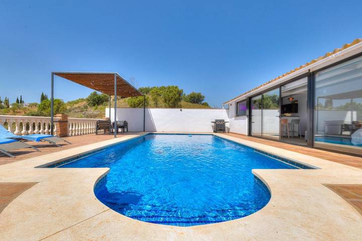 Apartamento de vacaciones para 2 personas, con jardín además de vistas y piscina - 1