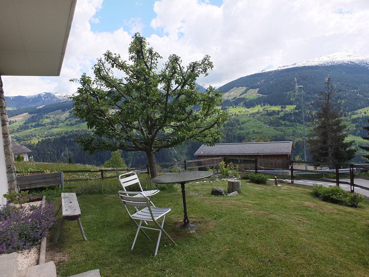 Ganze Ferienwohnung, Ferienwohnung Canossa, Brigels - 3 Zimmer Ferienwohnung für max. 4 Pers. in Brigels, Alpenarena
