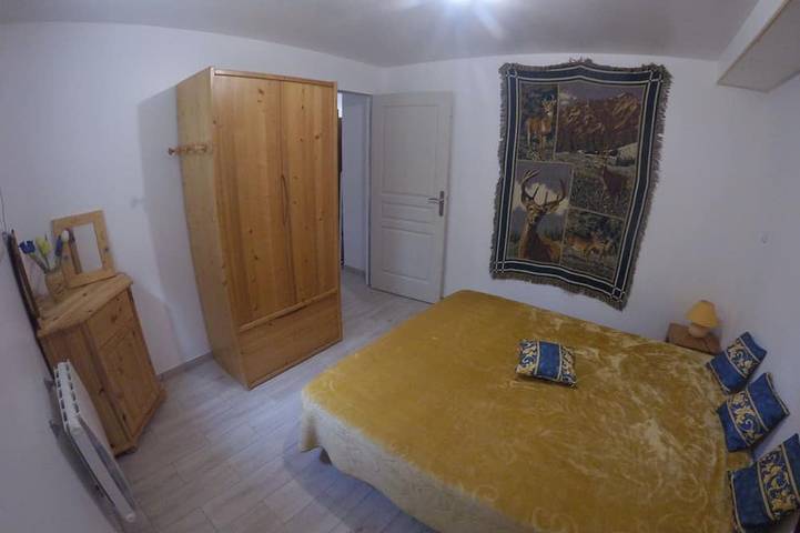 Gîte pour 4 personnes, avec terrasse et jardin à Peyrillac-et-Millac - 2