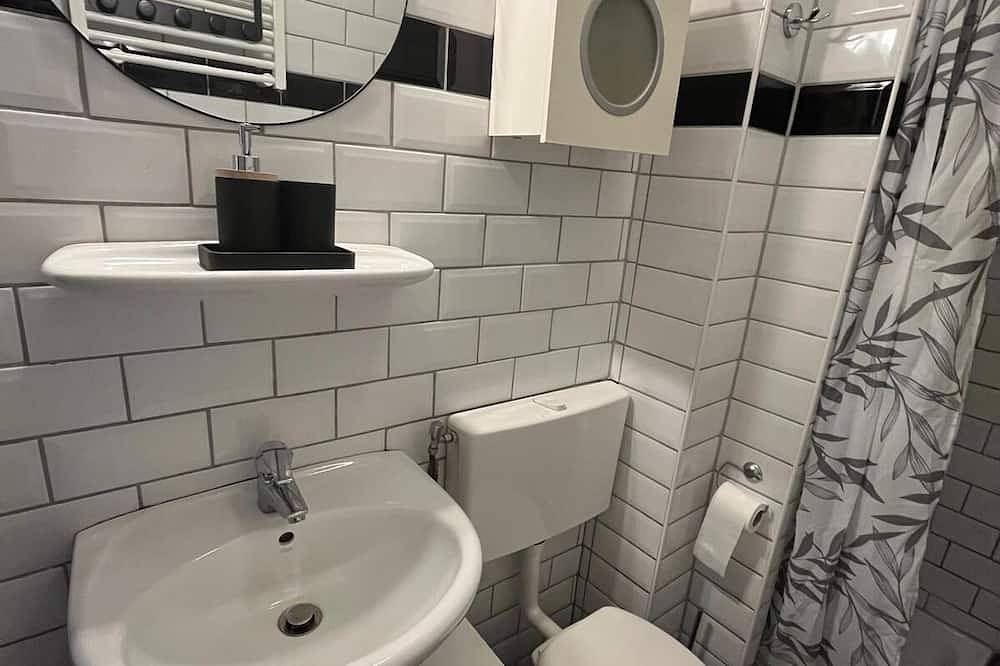 Geheel appartement, Holiday home close to multiple beaches\nstewstays in Goedereede, Goeree-Overflakkee
