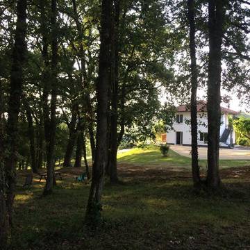 Gîte pour 6 personnes, avec jardin et vue à Puycornet