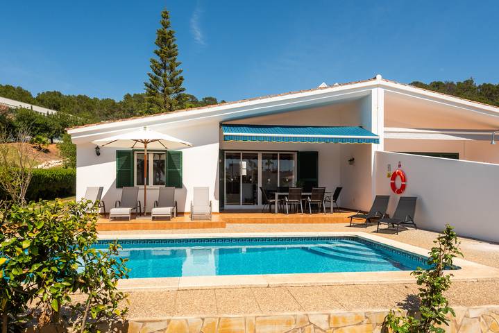 Villa for 6 people, with terrace and garden - 1